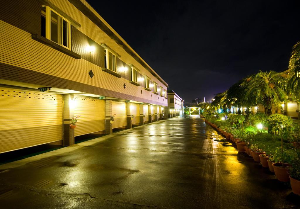 Mesasa Garden Motel Hualien stad Exteriör bild
