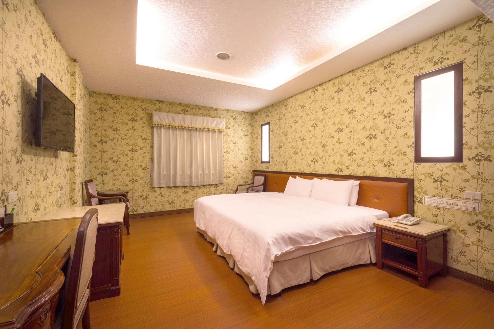 Mesasa Garden Motel Hualien stad Exteriör bild