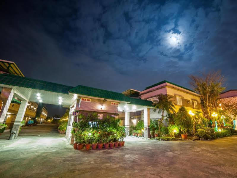 Mesasa Garden Motel Hualien stad Exteriör bild